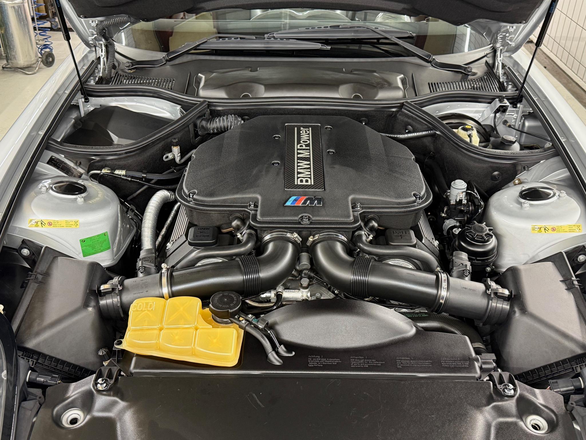 2000 BMW Z8 – Bild 13