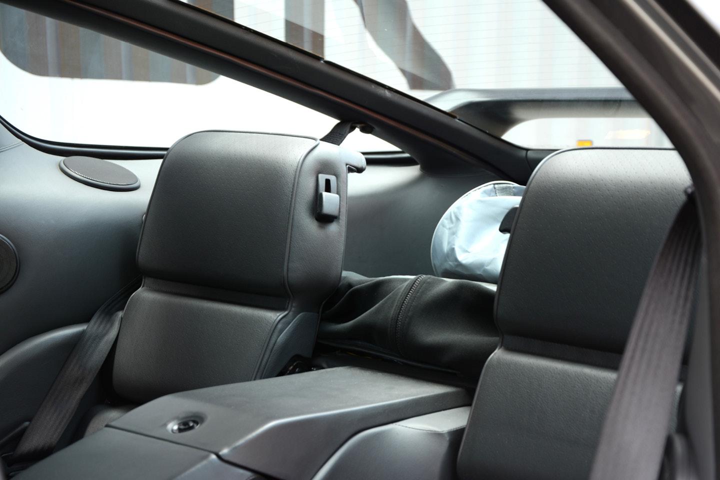 PORSCHE 928 S4 – image 17