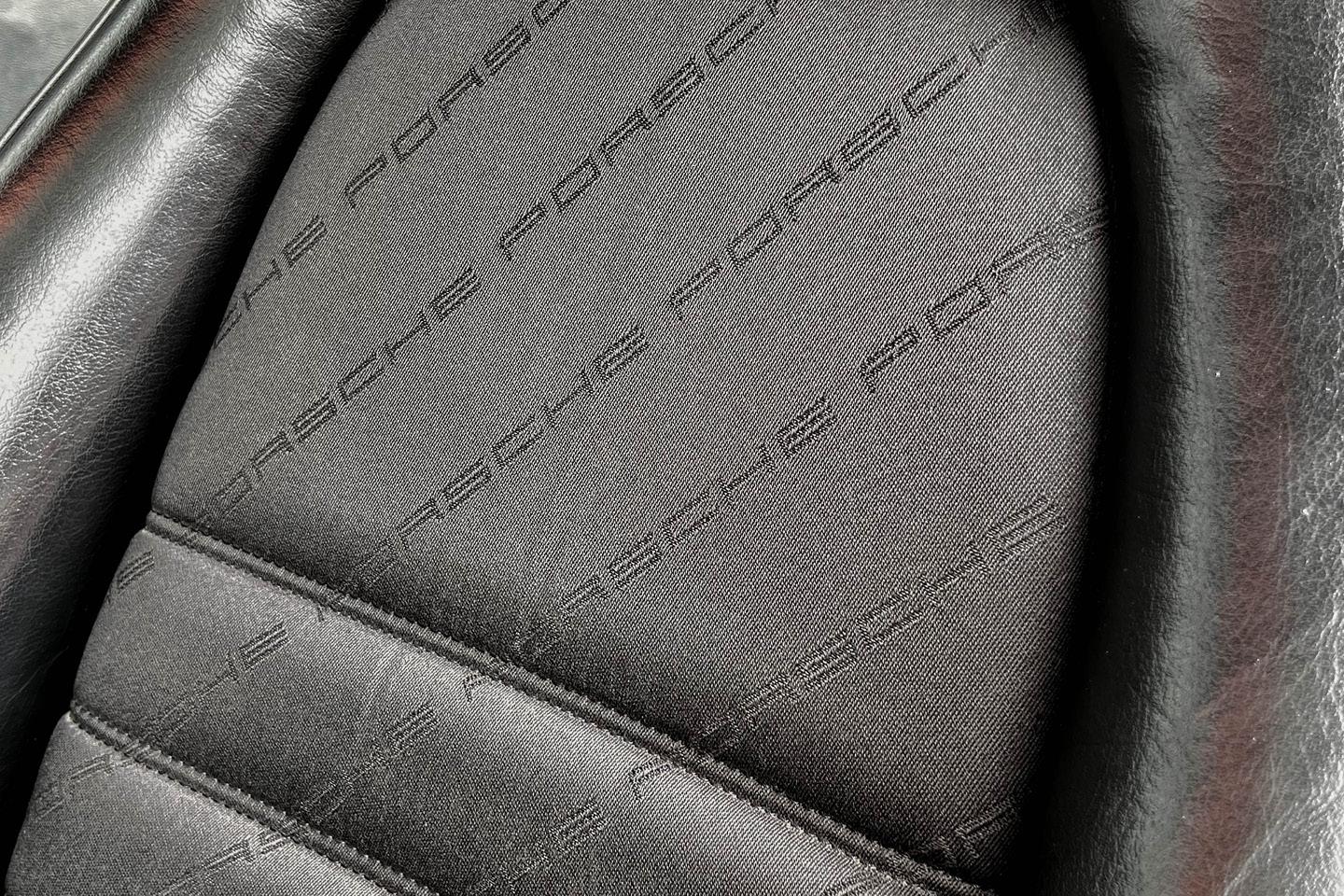 PORSCHE 911 Carrera 4 Targa (964) – Bild 13