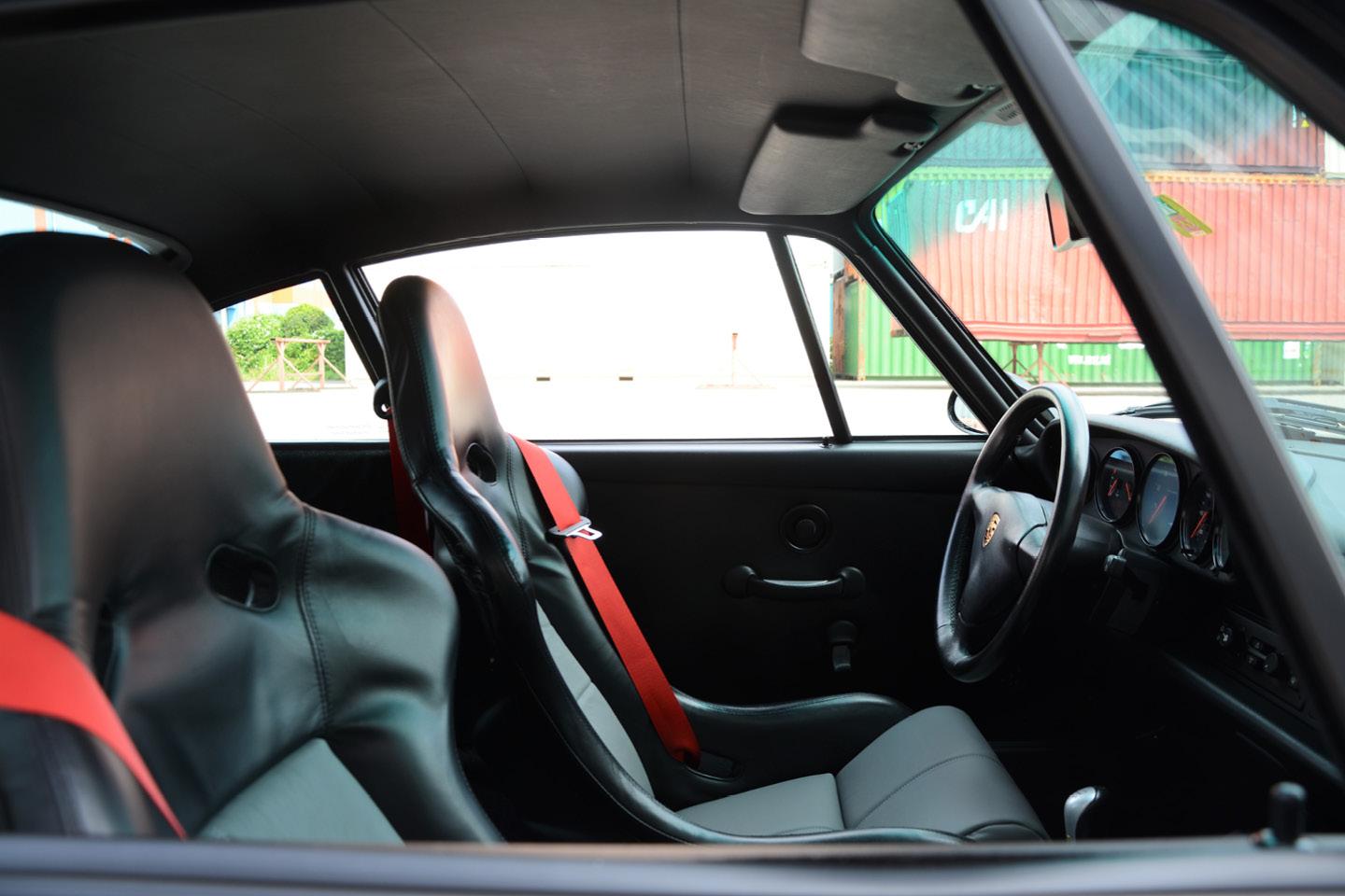 PORSCHE 911 3.8 RS – Bild 13