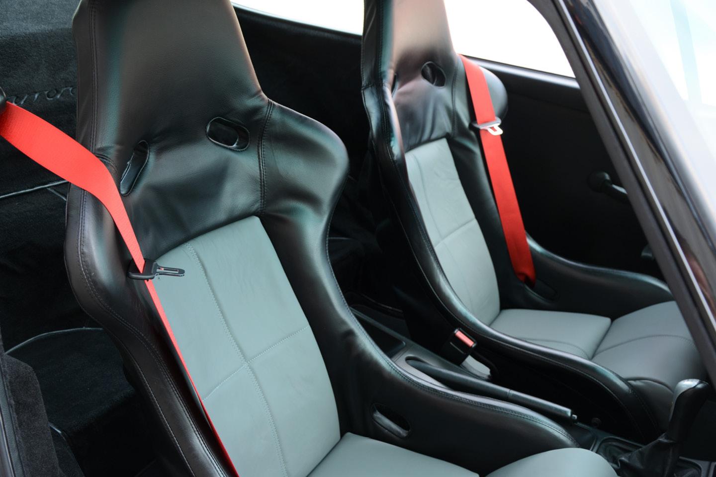 PORSCHE 911 3.8 RS – Bild 14