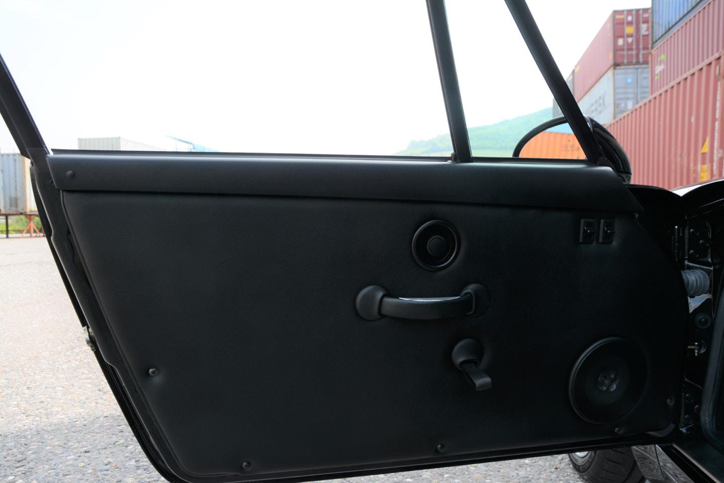 PORSCHE 911 3.8 RS – Bild 12