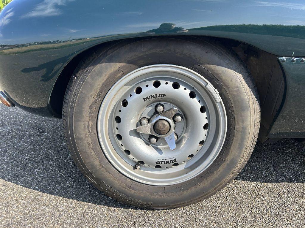 Jaguar D-Type Replika – image 12