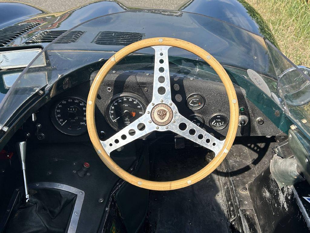 Jaguar D-Type Replika – image 6