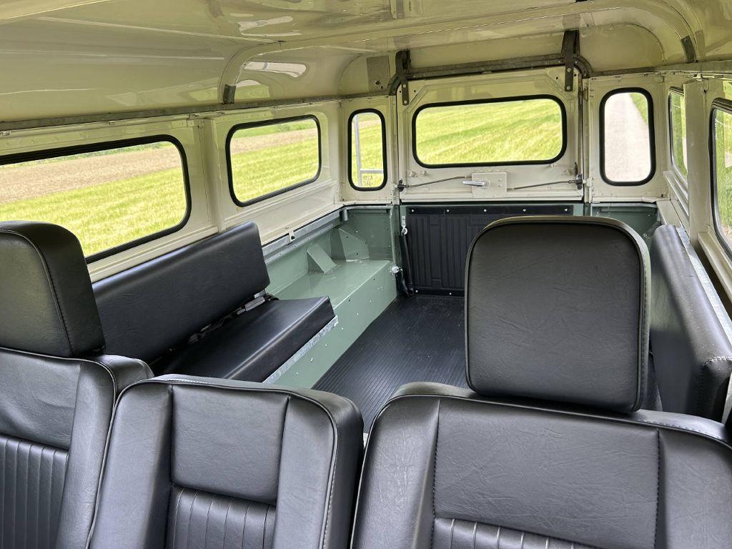 Land Rover 88-110 Serie IIA – Bild 9