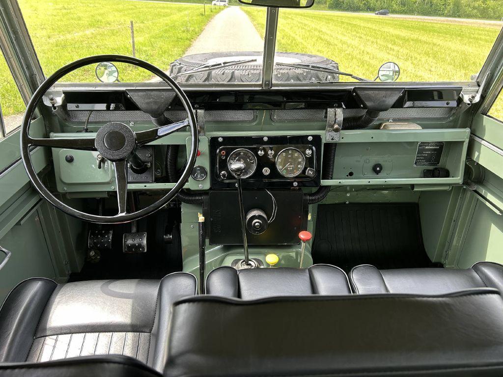 Land Rover 88-110 Serie IIA – Bild 8