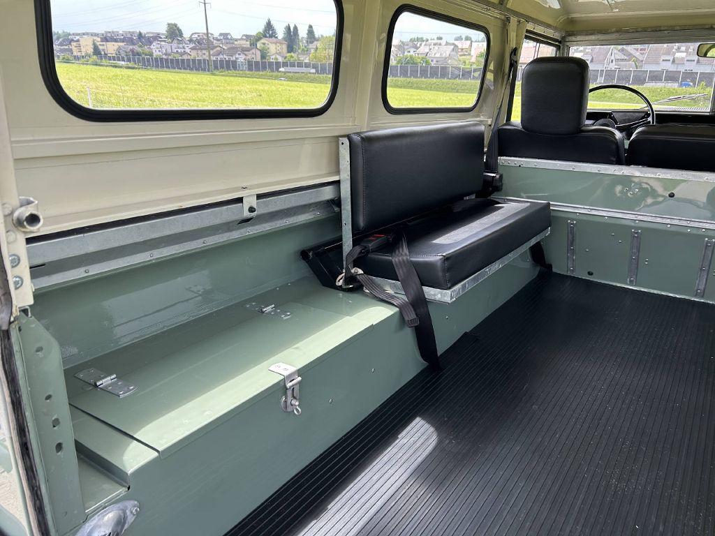 Land Rover 88-110 Serie IIA – Bild 10